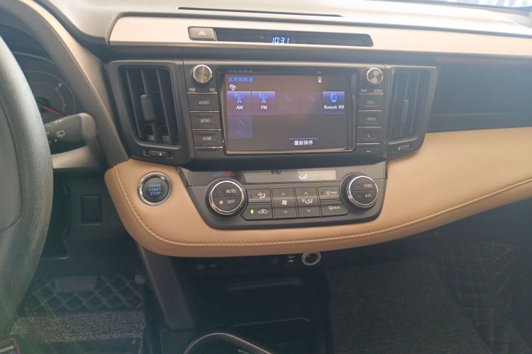 丰田 RAV4荣放 2019款 2.0L CVT两驱先锋版 国V局部细节16