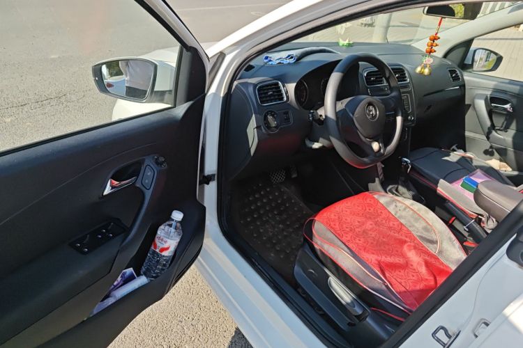 大众 Polo 2014款 1.6L 自动舒适版中控内饰20
