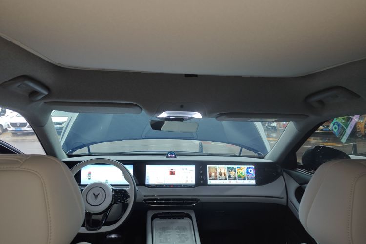 岚图汽车 岚图FREE 2025款 318 259km 四驱探索版中控内饰22