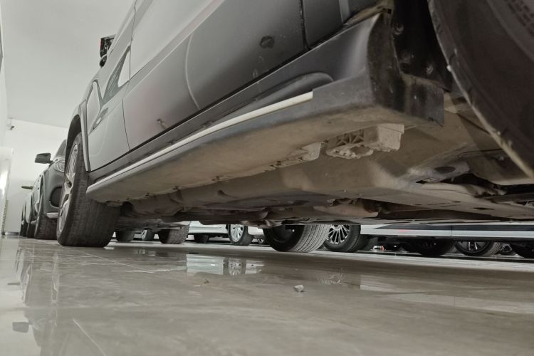 奔驰GLS AMG 2016款 AMG GLS 63 4MATIC局部细节9001