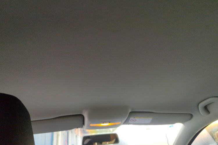 大众 Polo 2014款 1.4L 手动风尚版中控内饰22