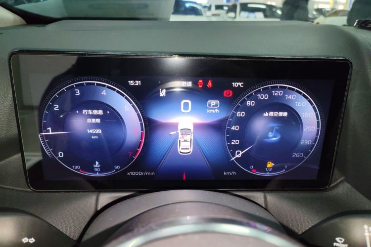 红旗HS3 2023款 1.5T 两驱善为版局部细节14