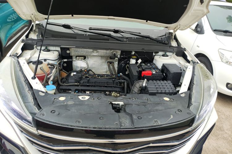 凯翼 炫界 2023款 1.5L CVT优享版局部细节24