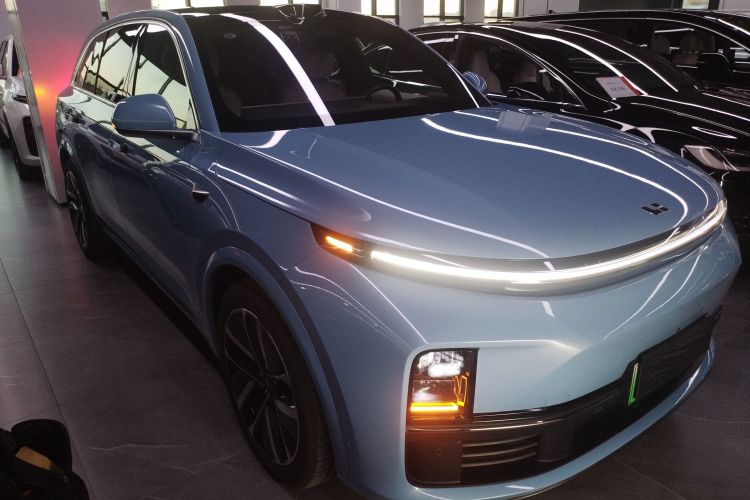 理想汽车 理想L7 2024款 Ultra车身外观3