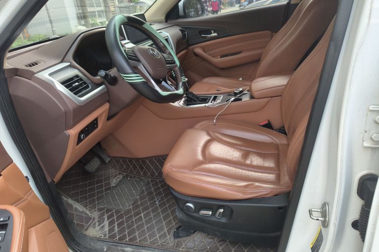 北汽幻速S7 2018款 1.5T 自动尊贵型中控内饰19