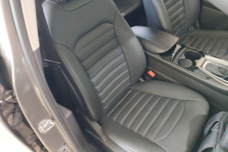 福特 蒙迪欧 2013款 2.0L GTDi200时尚型中控内饰41