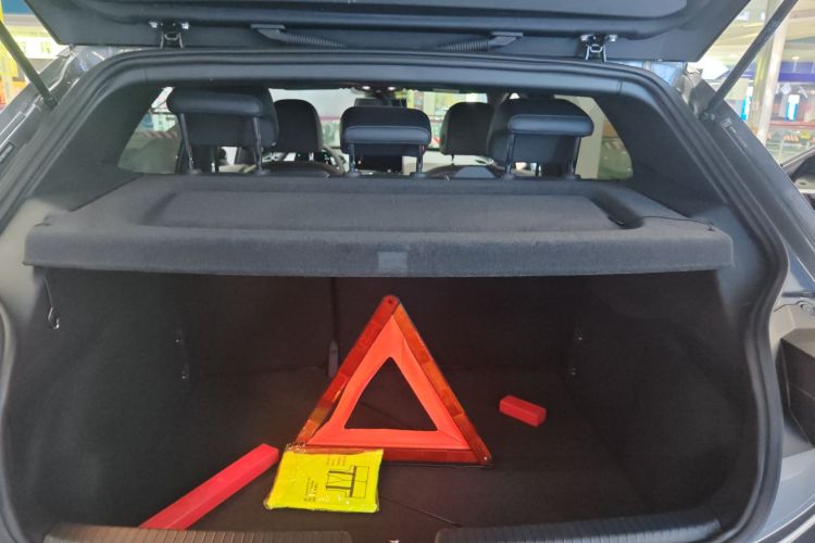 大众ID.3 2023款 升级款 纯净智享版机舱底盘23