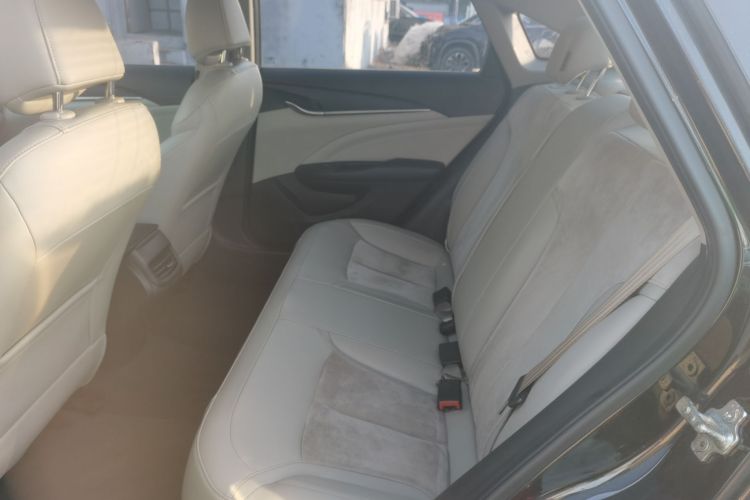 别克 英朗 2015款 15N 自动豪华型中控内饰21