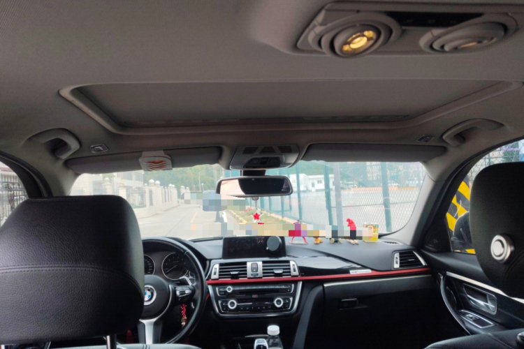 宝马3系 2015款 328Li 豪华设计套装中控内饰22