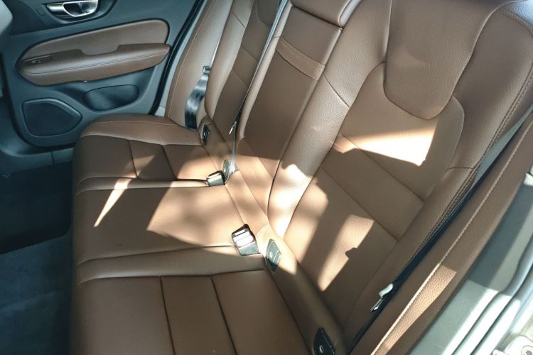 沃尔沃S60 2021款 T4 智逸豪华版中控内饰7004