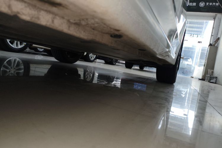 现代 领动 2020款 1.5L CVT智炫·精英型局部细节9002