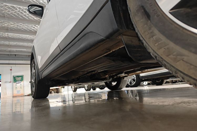 现代 途胜 2020款 280TGDi 两驱GLS时尚版 国VI机舱底盘30