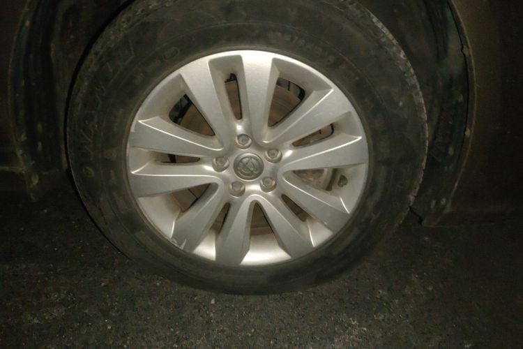 中华H530 2017款 1.6L 自动舒适型车身外观6007