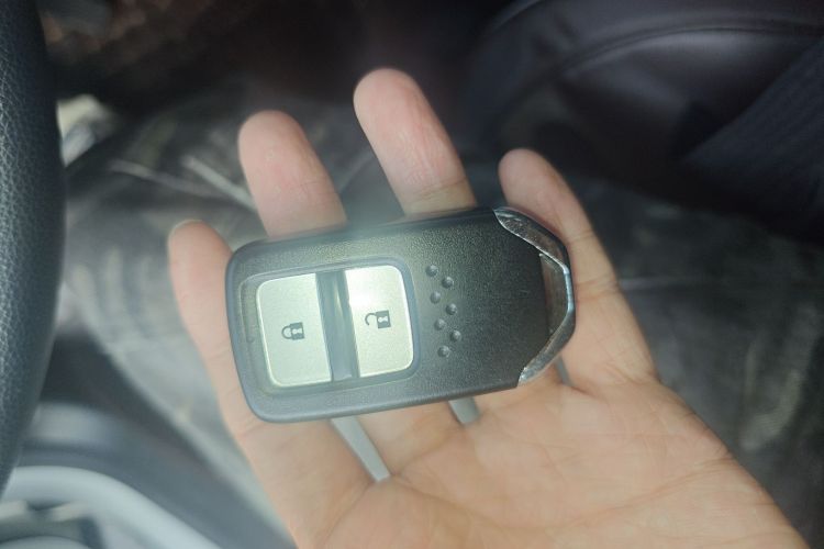 思铭 东风本田X-NV 2020款 风驰版中控内饰11