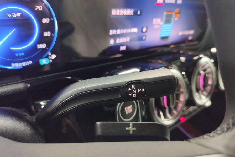 奔驰EQA 2025款 EQA 260局部细节18