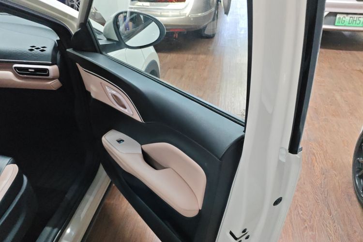 比亚迪 海鸥 2024款 荣耀版 405km 飞翔版中控内饰7005