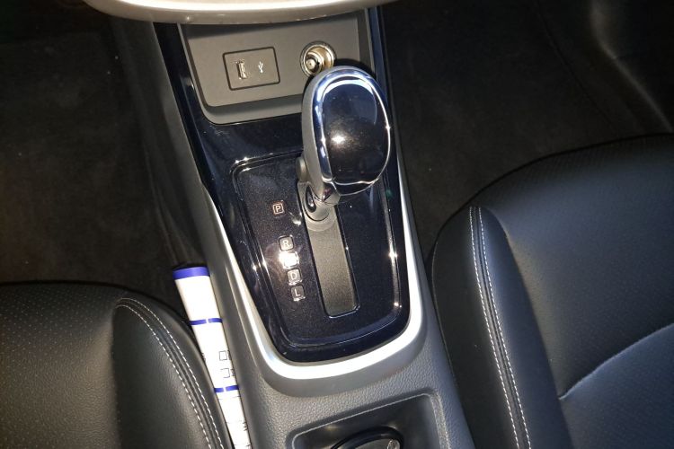 日产 骐达TIIDA 2021款 1.6L CVT智行版中控内饰18