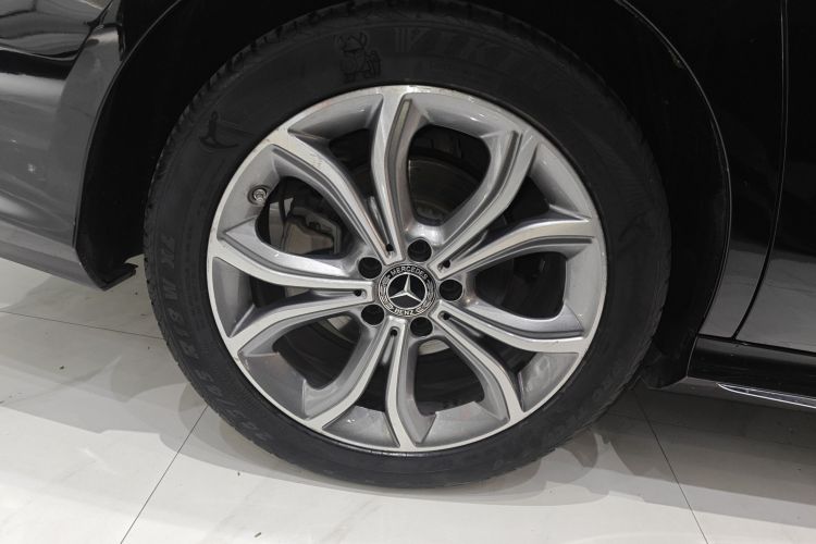 奔驰E级 2021款 改款 E 300 L 运动豪华型车身外观6008