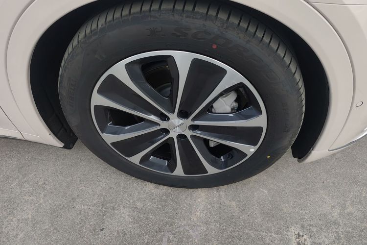 鸿蒙智行 智界R7 2025款 增程 251km Max车身外观6007