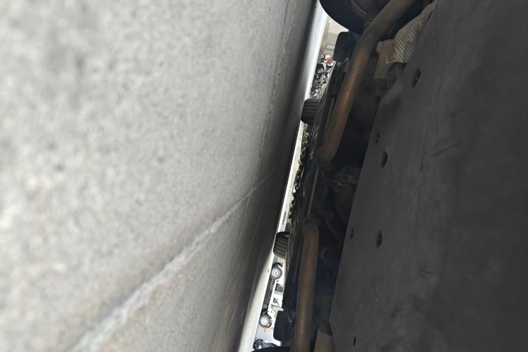 捷豹XJ 2015款 XJL 2.0T 典雅商务80周年典藏版局部细节9009