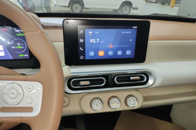 五菱汽车 宏光MINIEV 2024款 第三代 215km 进阶版中控内饰16