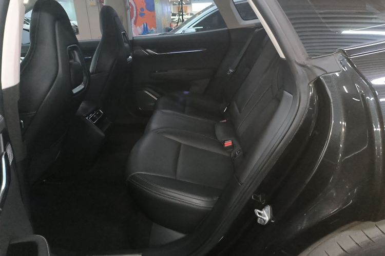 极氪001 2022款 长续航双电机 WE版中控内饰7004