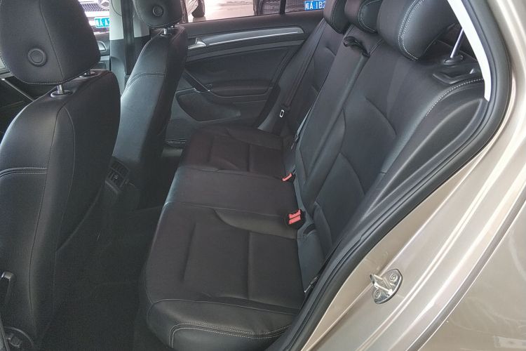 大众 高尔夫 2016款 230TSI 自动舒适型中控内饰21