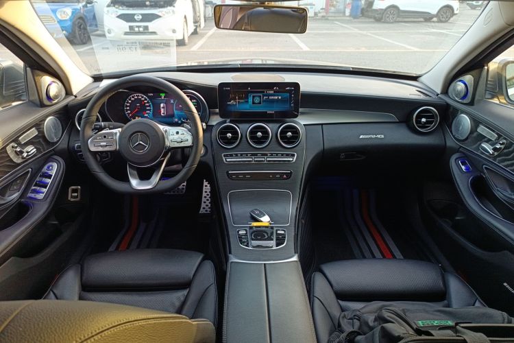 奔驰C级 2020款 C 260 L 运动版中控内饰12