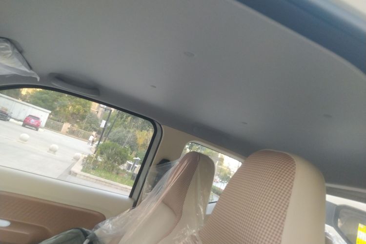 五菱汽车 宏光MINIEV 2024款 第三代 215km 青春版中控内饰22