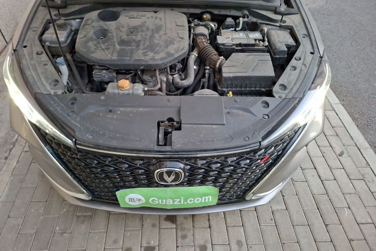 长安 逸动 2020款 PLUS 蓝鲸NE 1.4T GDI DCT尊贵型局部细节24