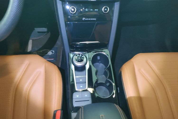 福特 锐际 2020款 EcoBoost 245 两驱聪慧嘉享款局部细节18