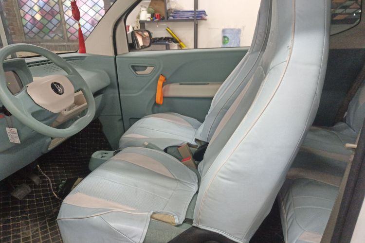 凌宝汽车 凌宝uni 2022款 超甜版局部细节19