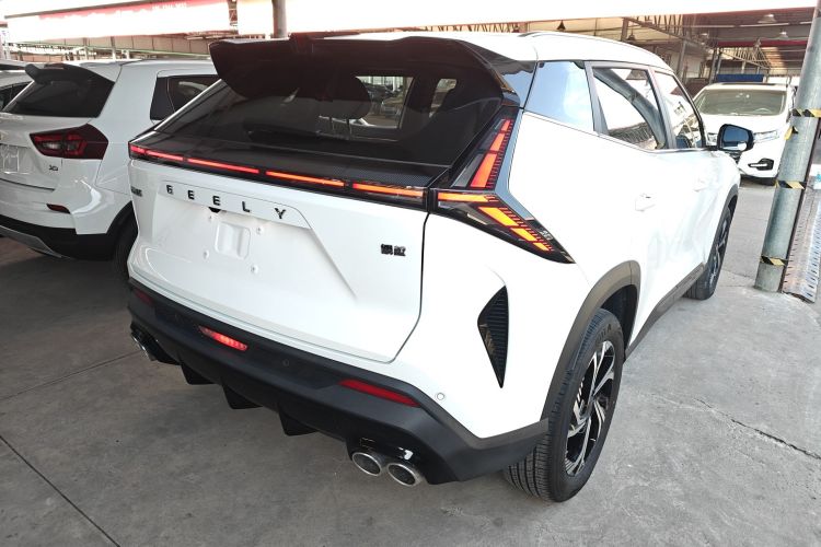 吉利汽车 2023款 博越COOL 1.5TD 智联型车身外观7