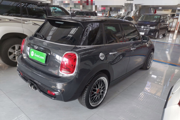 MINI 2021款 2.0T COOPER S 经典派 五门版车身外观6005