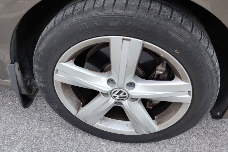 大众 迈腾 2015款 改款 2.0TSI 尊贵型车身外观10