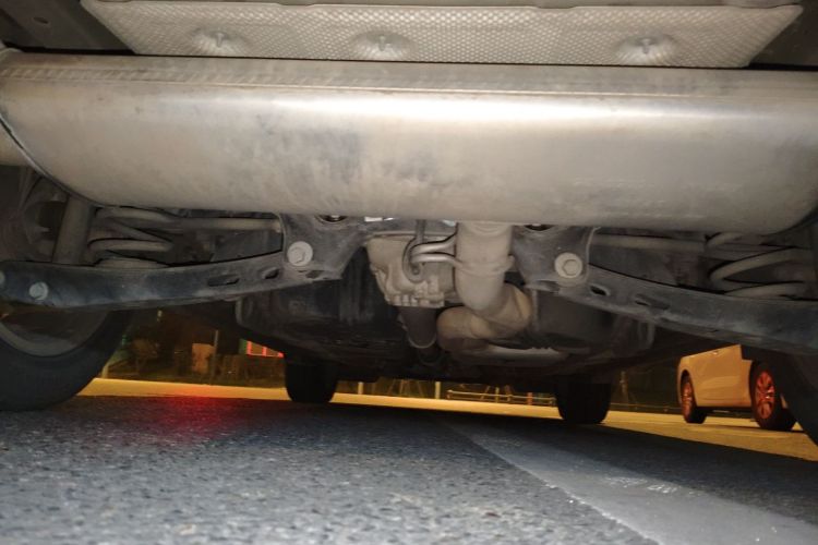 雪佛兰 探界者 2017款 550T 自动四驱捍界版局部细节9009