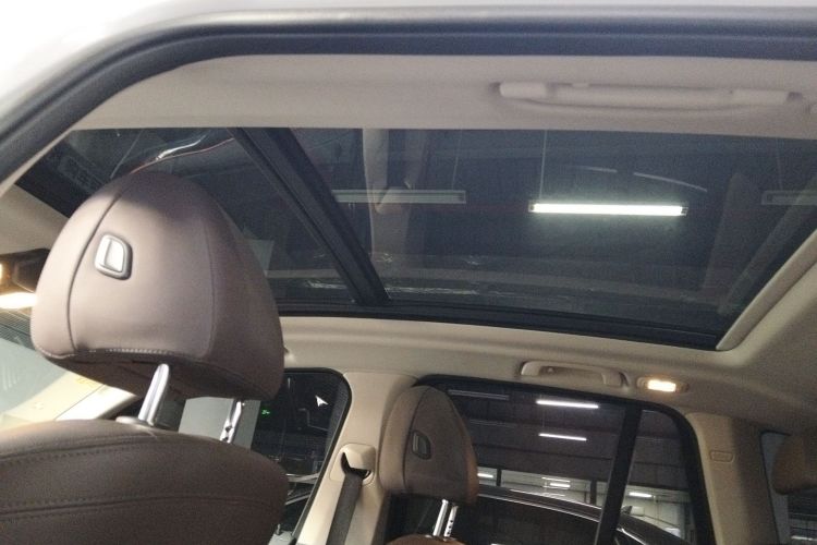 宝马X3 2021款 xDrive28i 豪华套装中控内饰22