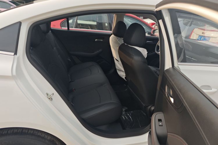 荣威i5 2026款 1.5L CVT豪华版中控内饰21