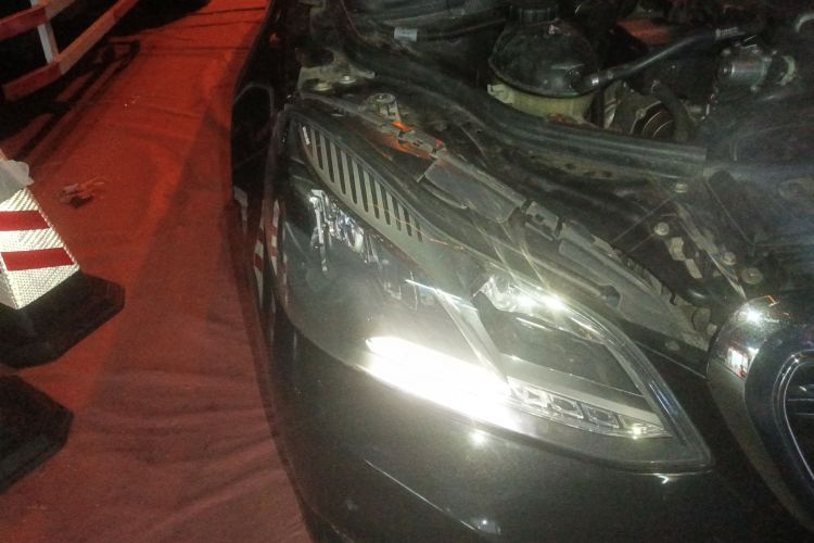 奔驰E级 2014款 改款 E 260 L 运动型车身外观6004