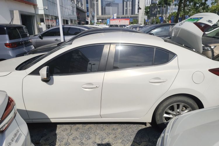 马自达3 昂克赛拉 2019款 云控版 三厢 1.5L 自动舒适型 国VI车身外观6002