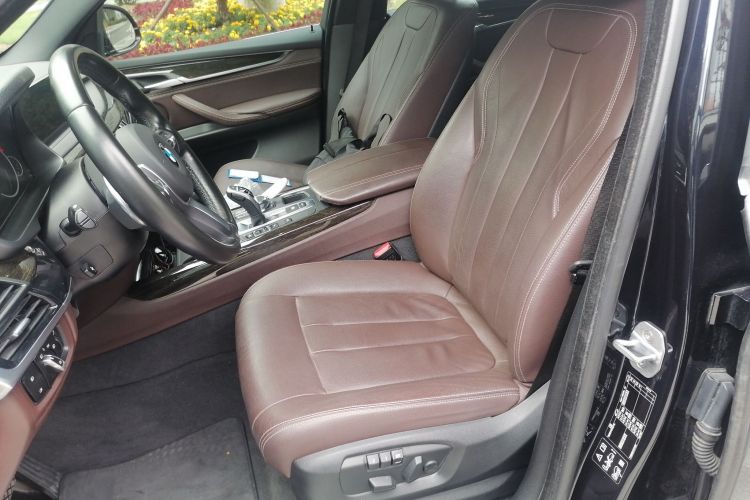 宝马X5(进口) 2018款 xDrive35i M运动型局部细节19
