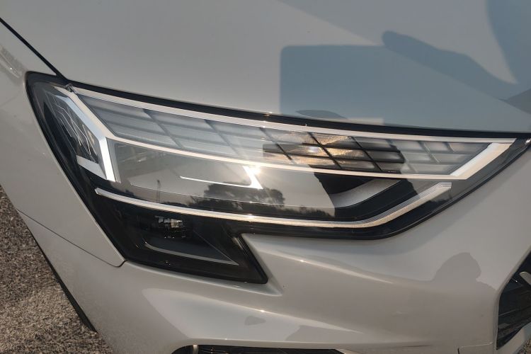 奥迪A3 2025款 A3L Limousine 35TFSI 飞驰尊享型车身外观8