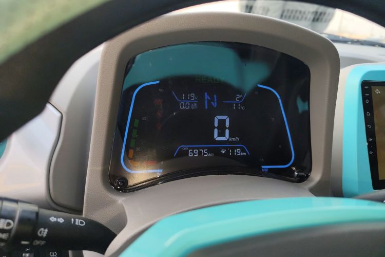 江铃集团新能源 易至EV2 2024款 201km 舒适型中控内饰14