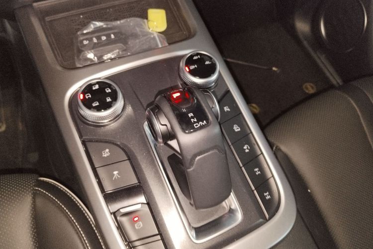 坦克300 2024款 2.0T 征服者局部细节18