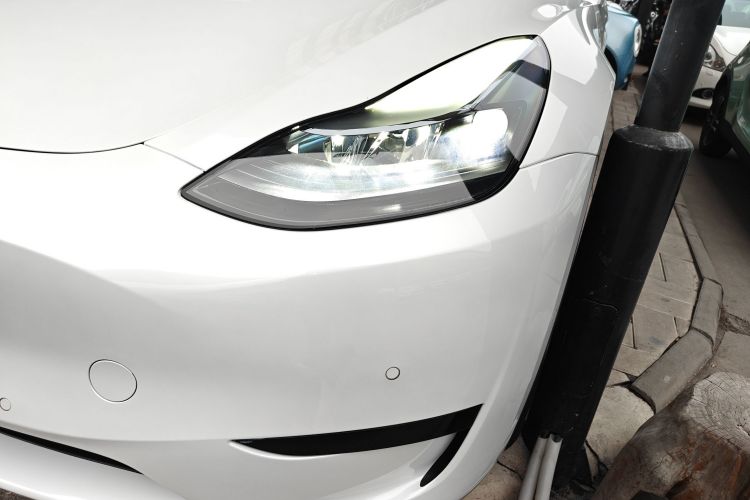 特斯拉 Model Y 2023款 后轮驱动版局部细节36