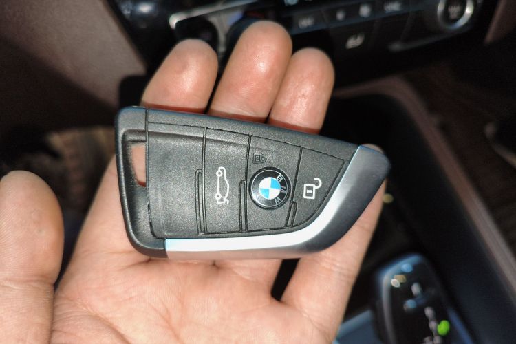 宝马X2 2021款 改款 sDrive25i M运动套装中控内饰7001