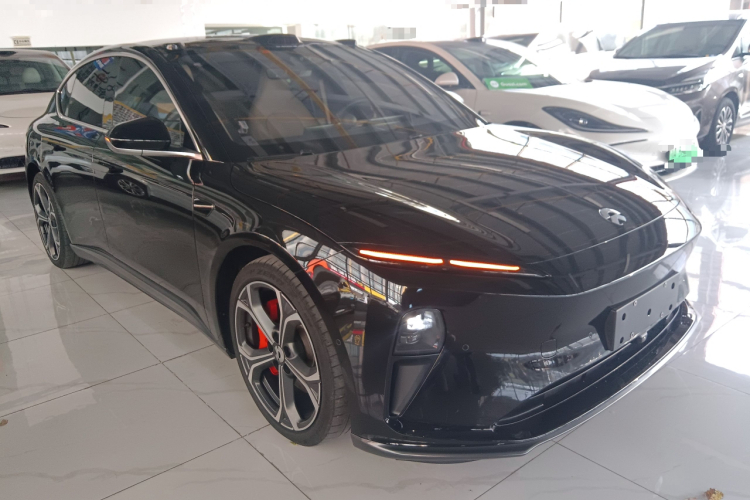 蔚来ET5 2022款 75kWh车身外观3