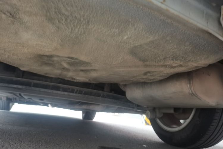 吉利汽车 帝豪 2016款 三厢 1.5L CVT向上版局部细节9009