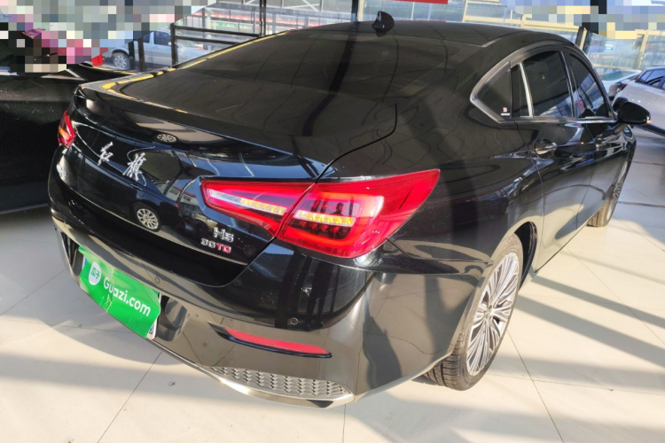 红旗H5 2022款 经典款 改款 1.5T DCT旗韵版车身外观7