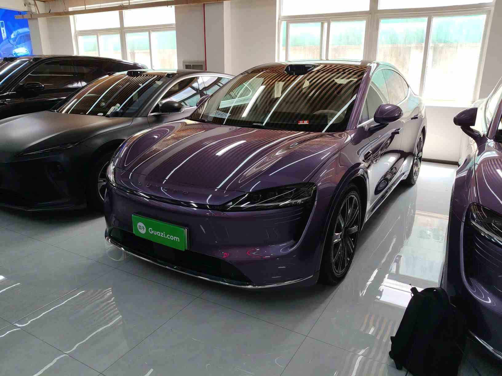 鸿蒙智行 智界R7 2025款 增程 331km Ultra(2)